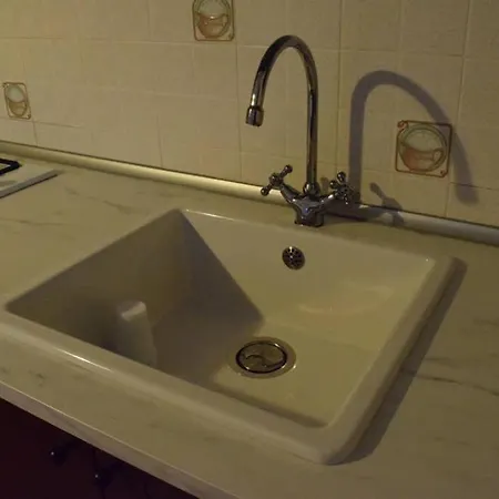 La Casetta Wifi E Netflix Apartment *